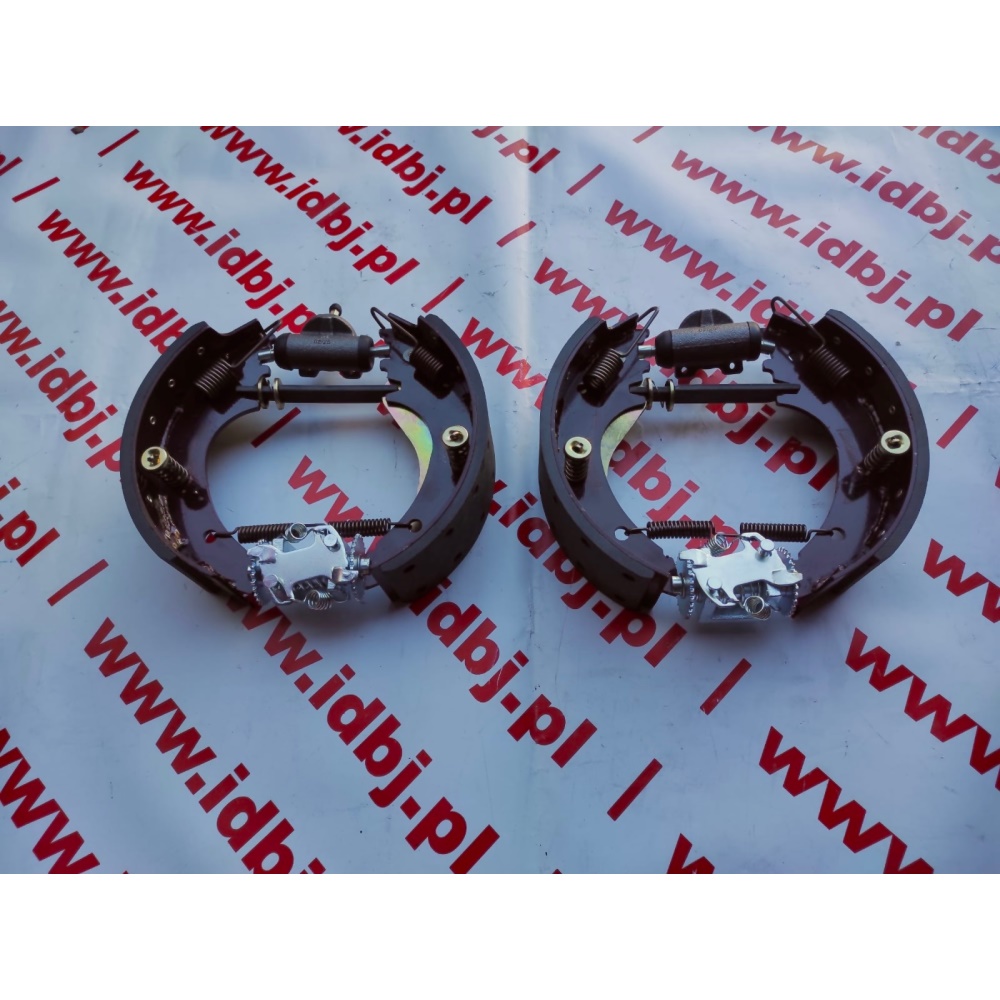 Fotografia produktu PAMMELSON PAM188226900 ZESTAW NAPRAWCZY HAMULCA TYŁ IVECO DAILY 09-, 11-, 14- 55S 4X4 NA OŚ SZCZĘKI NIT ZESTAW MONTAŻOWY, REGENERACYJNY HAMULCA BEBNOWEGO TYLNEGO, 2X CYLINDEREK, 2X SAMOREGULATOR, 4X SZCZĘKI NITOWANE, 2 RAZY ROZPIERAKI I DWA RAZY ZESTAWY MONTAŻOWE SPRĘŻYNĘK SZCZĘK. KOD HS-87089499 | REPAIR KIT REAR DRUM BRAKE FOR AXLE