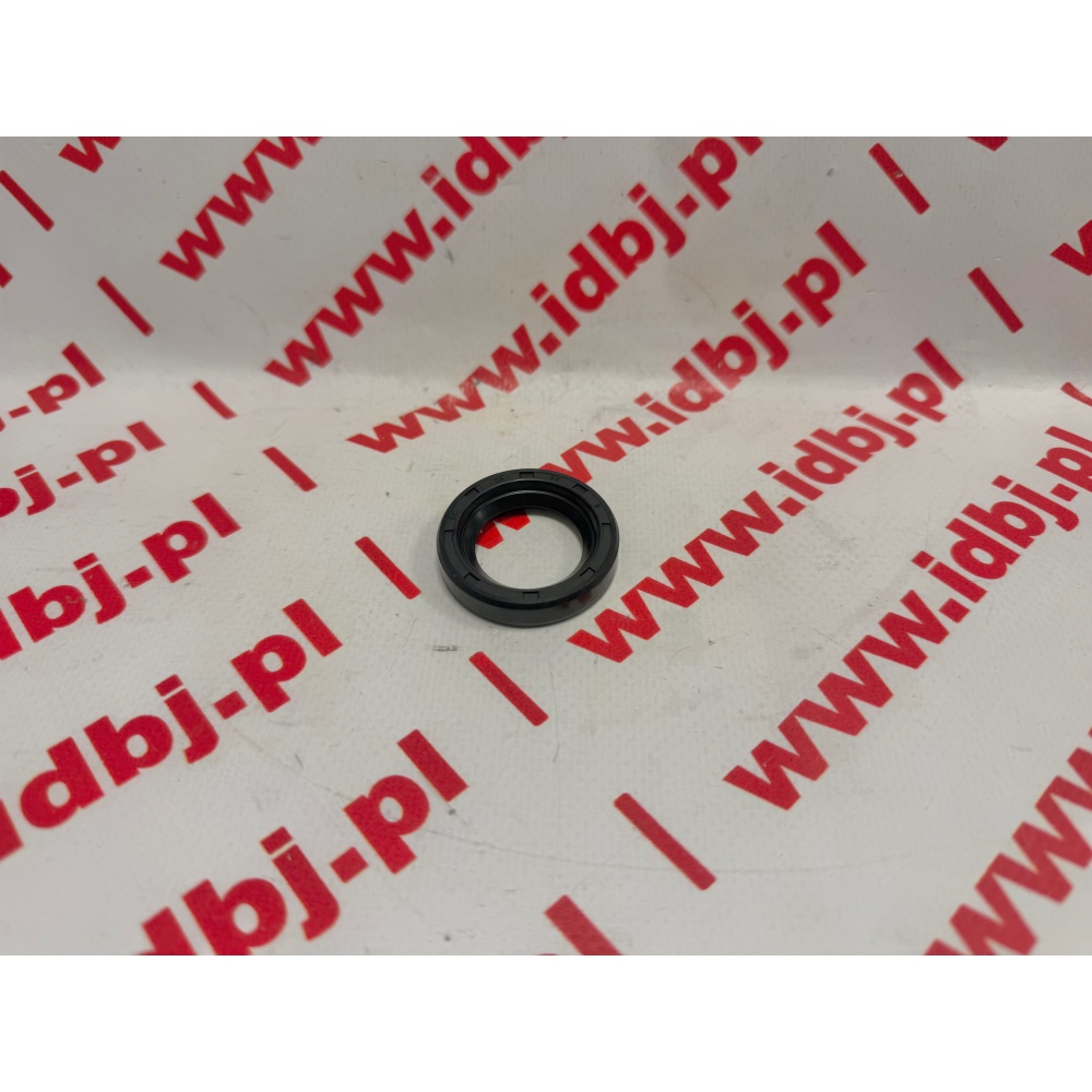 fotografia produktu FEBEST FBS95FBY-26380808X, 26 X 38 X 8 USZCZELNIACZ PÓŁOSI PRZÓD L/P, SUZUKI ALTO 10-, JIMNY 98-, LIANA 01-