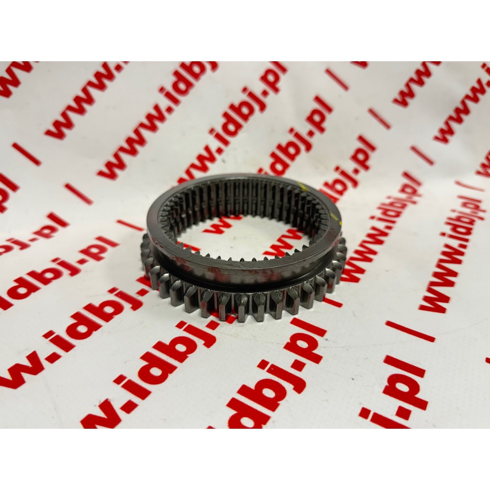 Fotografia produktu FIAT OR9812919180 KOŁO ZĘBATE SKRZYNI BIEGÓW DOBLO, COMBO, BERLINGO 22-, 24- 1, 2 BIEG 1-2 MB6, Citroen Berlingo 2018 – 2024 1,2 PureTech, 2024 – 1,6 BlueHDi, OPEL Combo, FIAT Doblo 2024 – 1,6D, 1,2i, 1,5D. Ilość zębów strona wewnętrzna 48, strona zewnętrzna 40.