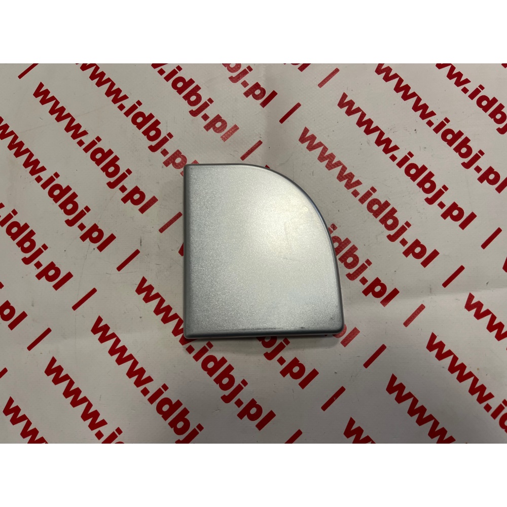 Fotografia produktu IVECO OR5801545430 NAKŁADKA, KLAPKA METALOWA WLEWU PALIWA IVECO DAILY 14- OBUDOWA Z KLAPKA BEZ METALOWEJ NAKŁADKI MALOWANEJ POD KOLOR NADWOZIA