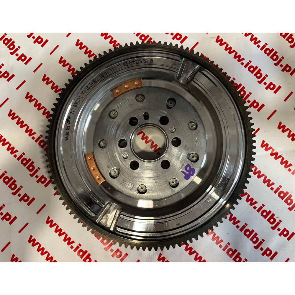 Fotografia produktu LUK LUK415048110 KOŁO DWUMASOWE ALFA ROMEO 1.9 JTD 159 150KM 