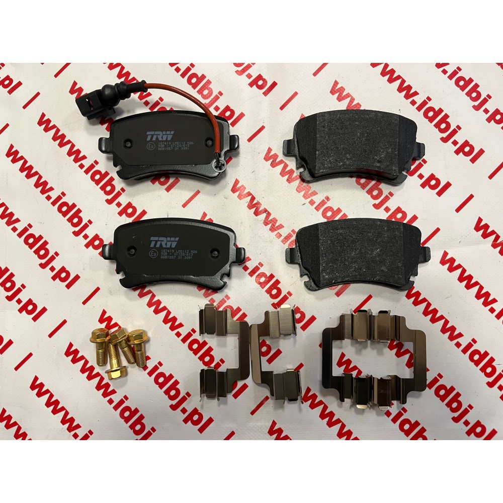 Fotografia produktu TRW TRWGDB1557 KLOCKI HAMULCOWE VW T5 KOŁA 16" 1.9, 2.0, 2.5 TYŁ 