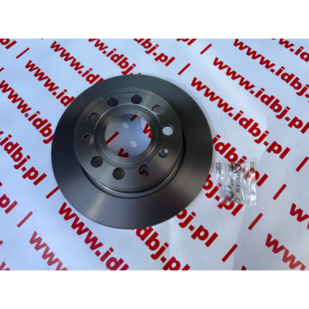 Fotografia produktu BREMBO BRE08950211 TARCZA HAMULCOWA TYŁ 253MM, VW GOLF 5, SKODA, AUDI A3, LEON, ALTEA 