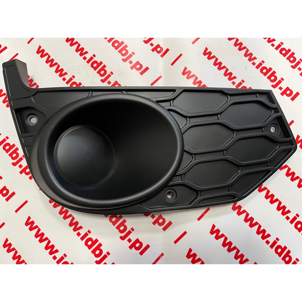 Fotografia produktu IVECO OR5801562215 ZAŚLEPKA ZDERZAKA IVECO DAILY 14> PRZÓD PRAWY BEZ OTWORU NA HALOGEN 