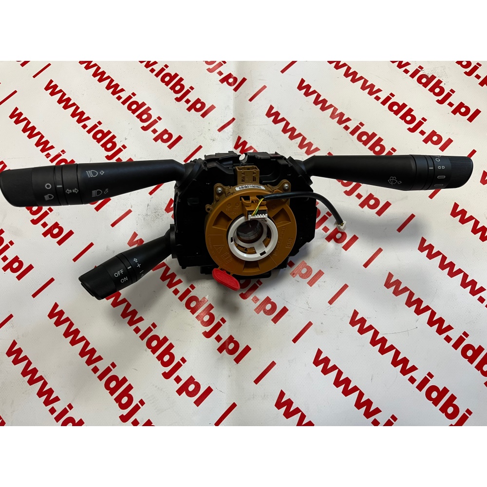 Fotografia produktu OEM IVECO OEM5801464983 PRZEŁĄCZNIK ZESPOLONY IVECO DAILY 14- Z TEMPOMATEM PRZEŁĄCZNIK POD KIEROWNICĘ, SYGNALIZACJA MANEWROWA