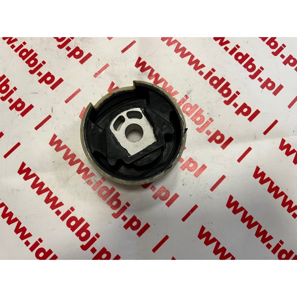Fotografia produktu VW OEM1K0199867Q PODUSZKA SILNIKA DOLNA VW GOLF 5, 6, AUDI A3 8P, SKODA OCTAVIA II, SEAT LEON 1P 