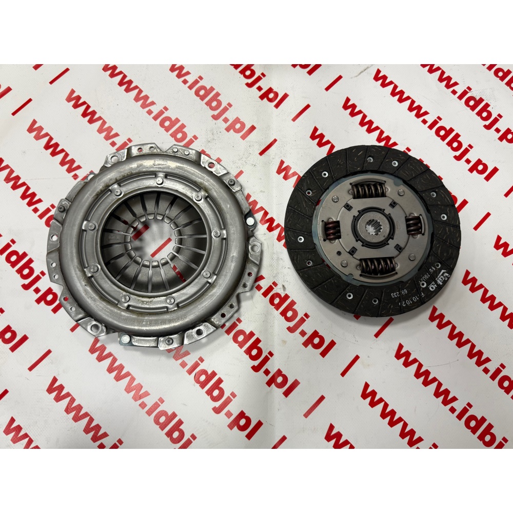 fotografia produktu VALEO VAL821303, SPRZĘGŁO , TARCZA, DOCISK OPEL, ALFA 159 1.6 16V, 1.8 MPI