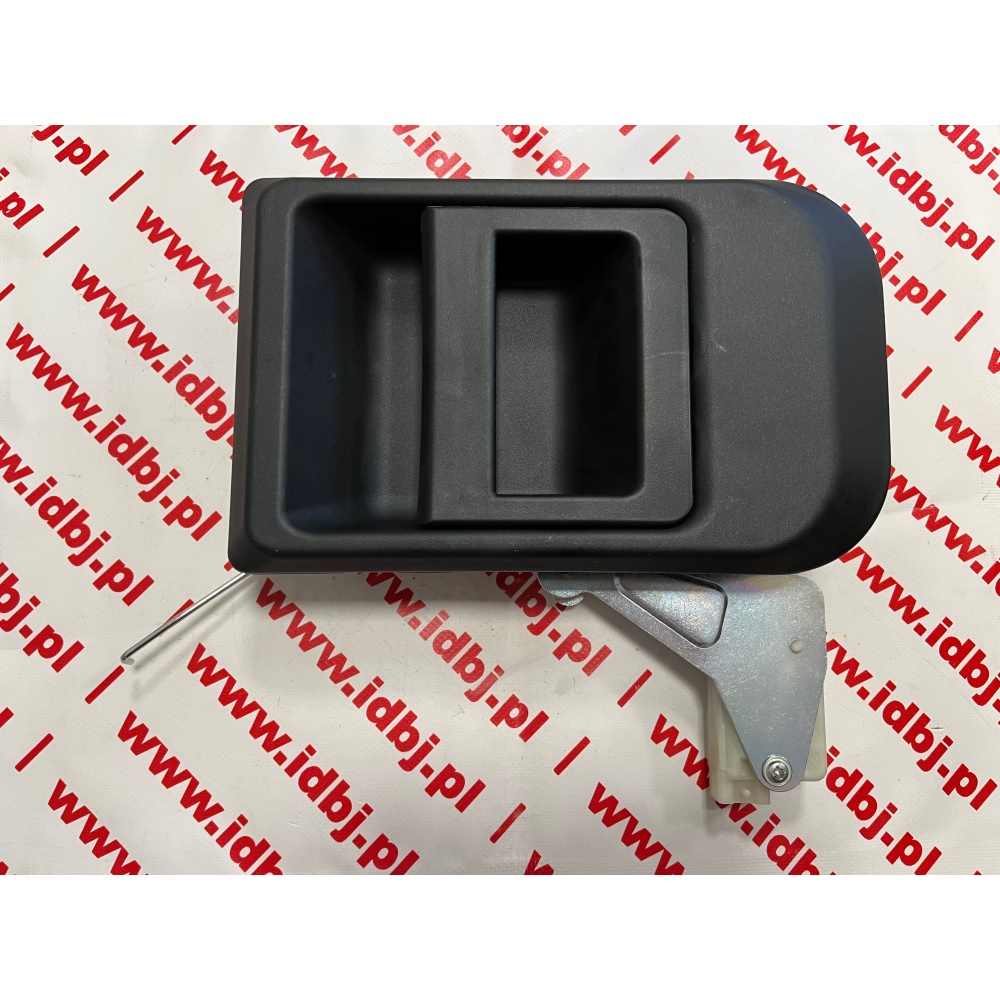 Fotografia produktu IVECO PAM10184083 KLAMKA ZEWNĘTRZNA DRZWI IVECO DAILY 06-, 11- TYŁ CENTRALNY ZAMEK Tylna kaseta drzwi razem z mechanizmem znajdującym się na wewnętrznej stronie klamki i siłownikiem centralnego zamka zintegrowanym na tylnej części.