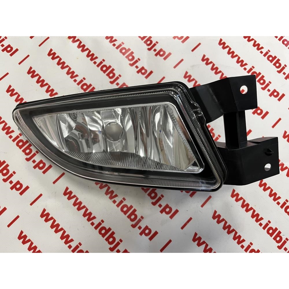 Fotografia produktu IVECO OR5801377880 HALOGEN  IVECO DAILY 12- PRAWY Prawy reflektor przeciwmgielny.