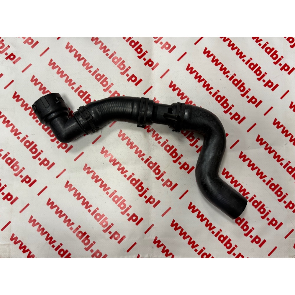 Fotografia produktu GATES GTS05-4636 PRZEWÓD UKŁADU CHŁODZENIA, SKODA FABIA 03-, VW POLO 07- Długość przewodu: 380mm, Średnica wewnętrzna: 33mm, Średnica wewnętrzna 2: 30mm