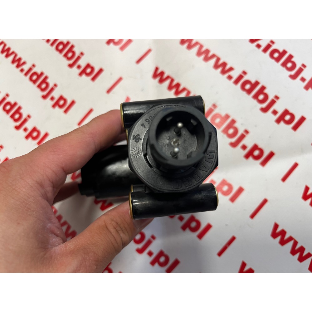 fotografia produktu OEM IVECO OEM500340806, CZUJNIK POZIOMOWANIA ZAWIESZENIA PNEUMATYCZNEGO IVECO 00-