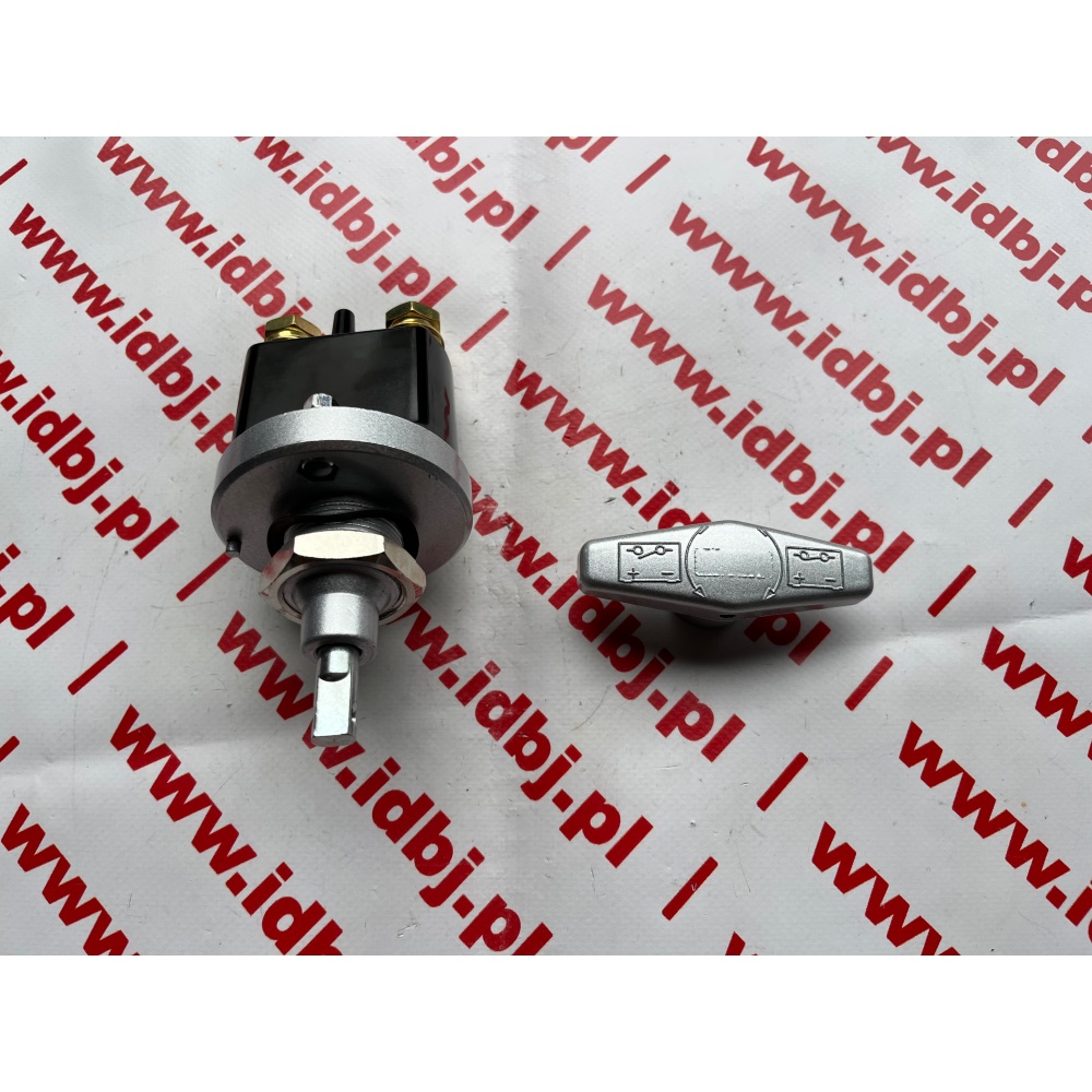 Fotografia produktu IVECO PAM11225114 HEBEL, GŁÓWNY WYŁĄCZNIK PRĄDU 12V, 24V IVECO DAILY, EUROCARGO, EUROSTAR MECHANICZNY WYŁĄCZNIK PRĄDU IVECO TRAKKER ,ŚREDNICA HEBLA 67MM, ŚREDNICA HEBLA GDZIE JEST GWINT Z NAKRĘTKA 36MM