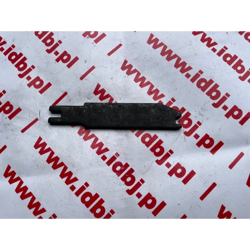 Fotografia produktu PAMMELSON PAM8122289 ROZPIERAK SZCZĘK HAMULCOWYCH IVECO DAILY 55 S17 4X4 09- PRAWY, LEWY 1 STRONA BLACHA ROZPIERAJĄCA SZCZĘKI HAMULCOWE. BRAKE SHOE SPREADER FOR IVECO DAILY 55S 4X4. RIGHT, LEFT