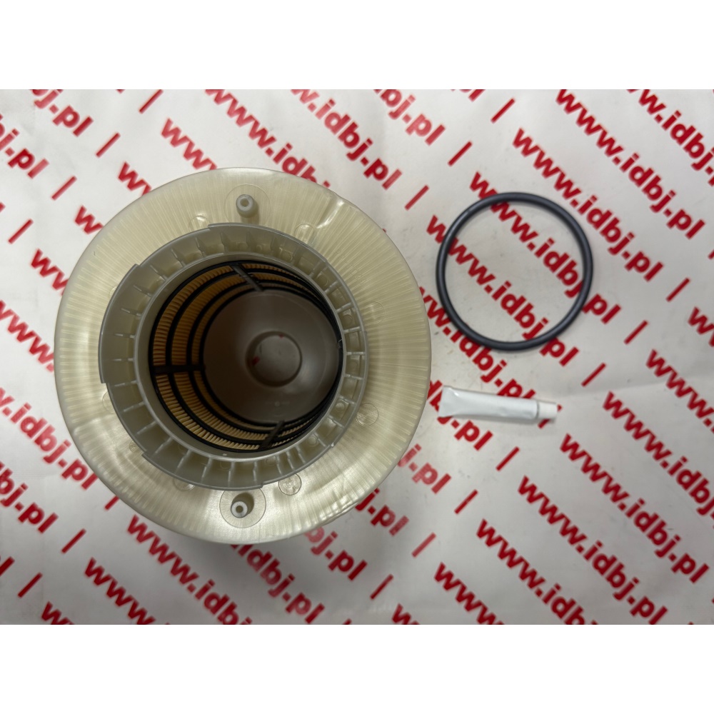 fotografia produktu MANN-FILTER MANC17137X, FILTR POWIETRZA AUDI A6 C6 3.0 TDI 06-