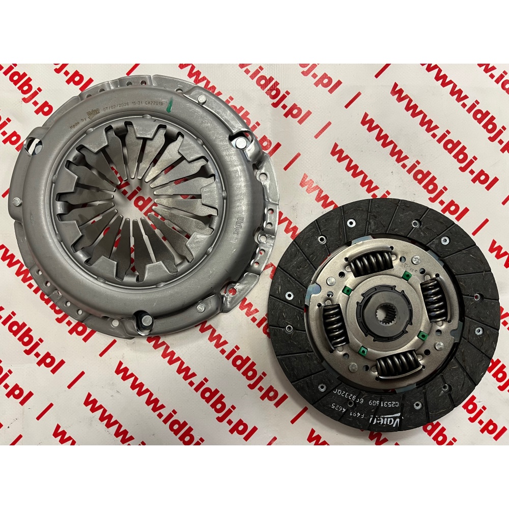 Fotografia produktu VALEO VL826522 SPRZĘGŁO KOMPLETNE FIAT #200# PANDA 1.3 MTJET 
