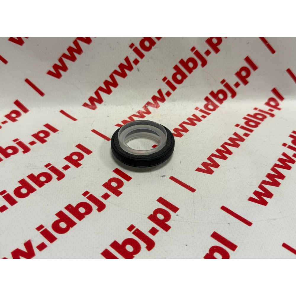 Fotografia produktu ELRING ELR172.030 46 X 34 X 7 USZCZELNIACZ WAŁU KORBOWEGO FIAT, JEEP, ALFA ROMEO PRZÓD TONALE 1.3, 1.5, TIPO, 500X, 1.0, 1.3, 1.5 , COMPAS, RENEGADE. Wysokość:7mm, Średnica wewnętrzna: 34mm, Średnica zewnętrzna:46mm