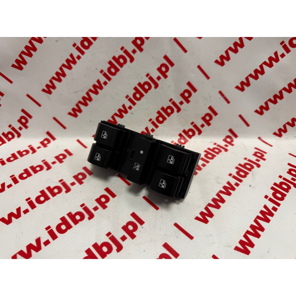 Fotografia produktu PAMMELSON PAM735498686 STEROWNIK, PRZEŁĄCZNIK PODNOSZENIA SZYB REGULACJA LUSTEREK LEWE DOBLO 09- Panel sterowania, Włącznik, wyłacznik elektrzycznie sterowanej szyby.