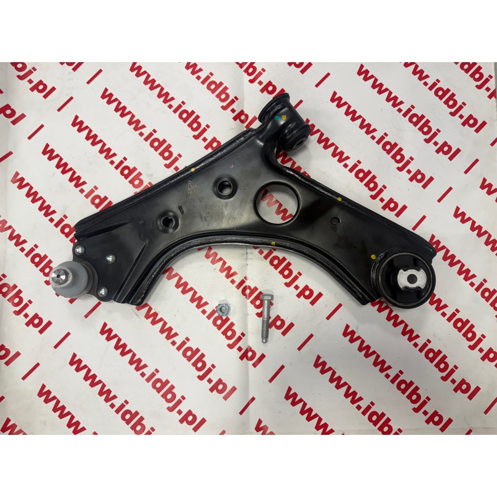 Fotografia produktu LEMFORDER LM3938101 WAHACZ FIAT DOBLO 09-, 16-, OPEL COMBO 12-, 16- PRZÓD LEWY KOMPLETNY WAHACZ ZE SWORZNIEM I TULEJAMI 
