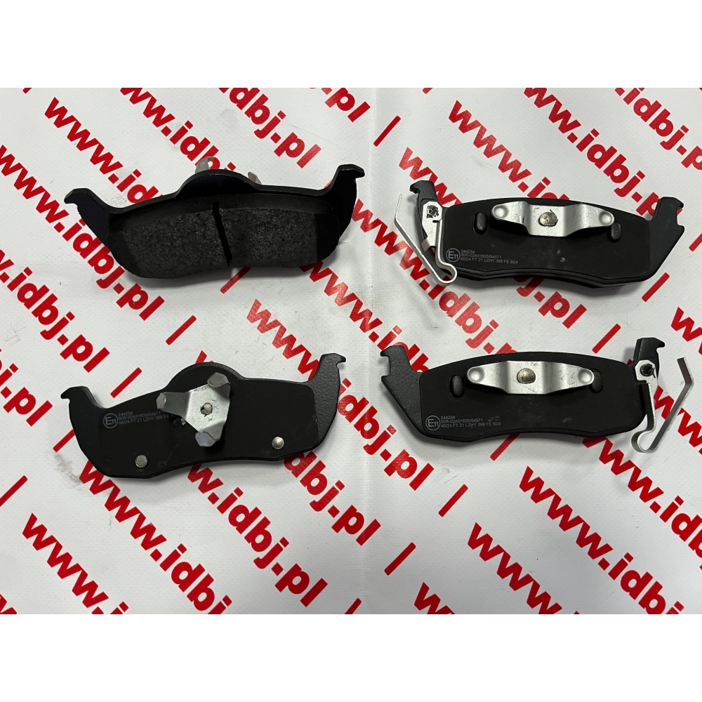 Fotografia produktu METELLI MET22-0720-0 KLOCKI HAMULCOWE JEEP CHEROKIE WK 05- 3.0 CRD TYŁ 