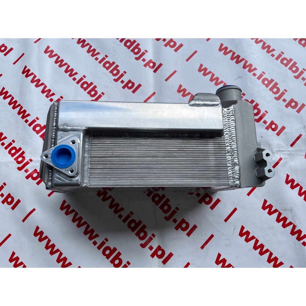 fotografia produktu PAM HYDRAULICS PAM93193341, CHŁODNICA RETARDERA SKRZYNI BIEGÓW AUTOMATYCZNEJ IVECO, MAN