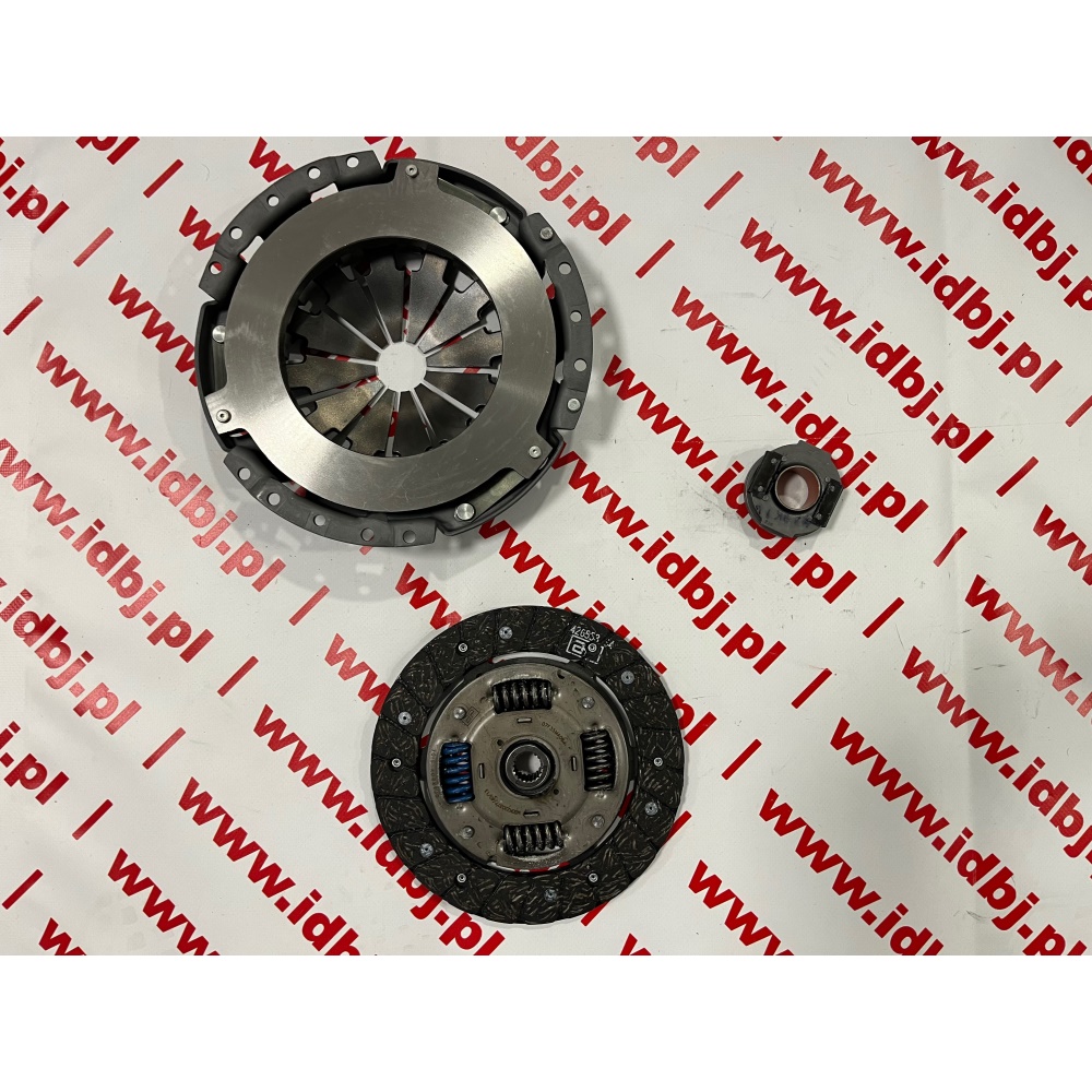 Fotografia produktu AP AUTOMOTIVE PROD. APKT7617 SPRZĘGŁO KOMPLETNE FIAT #180# PUNTO, PALIO, SIENA 1.2 8V, PANDA 03- 1.1, 1.2, SC 