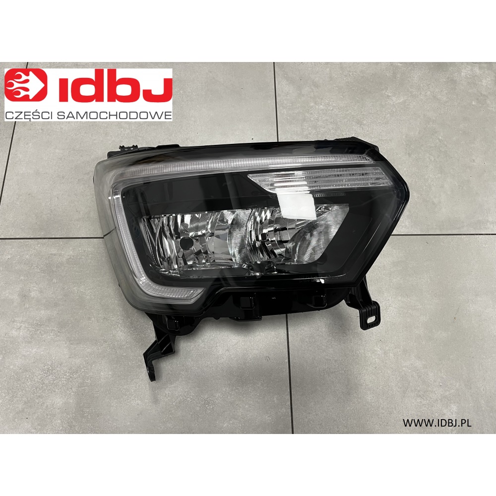 Fotografia produktu PAMMELSON PAM260105567R LAMPA, REFLEKTOR PRAWA STRONA RENAULT MASTER IV 19- 