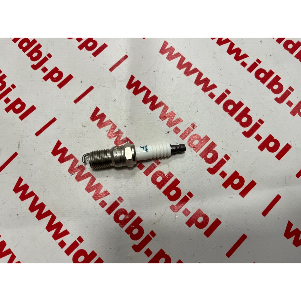 Fotografia produktu DENSO DNIT20TT ŚWIECA ZAPŁONOWA IRIDIUM TWIN TIP- AUDI, ASTON, CHEVROLET, CITROEN, FORD, JAGUAR 