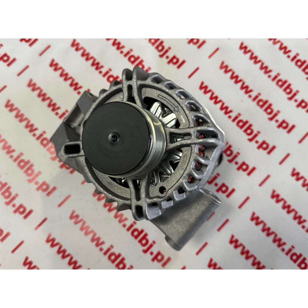 fotografia produktu DENSO DEDAN1086, ALTERNATOR FIAT 500 07-, 14V 120A Z KOŁEM