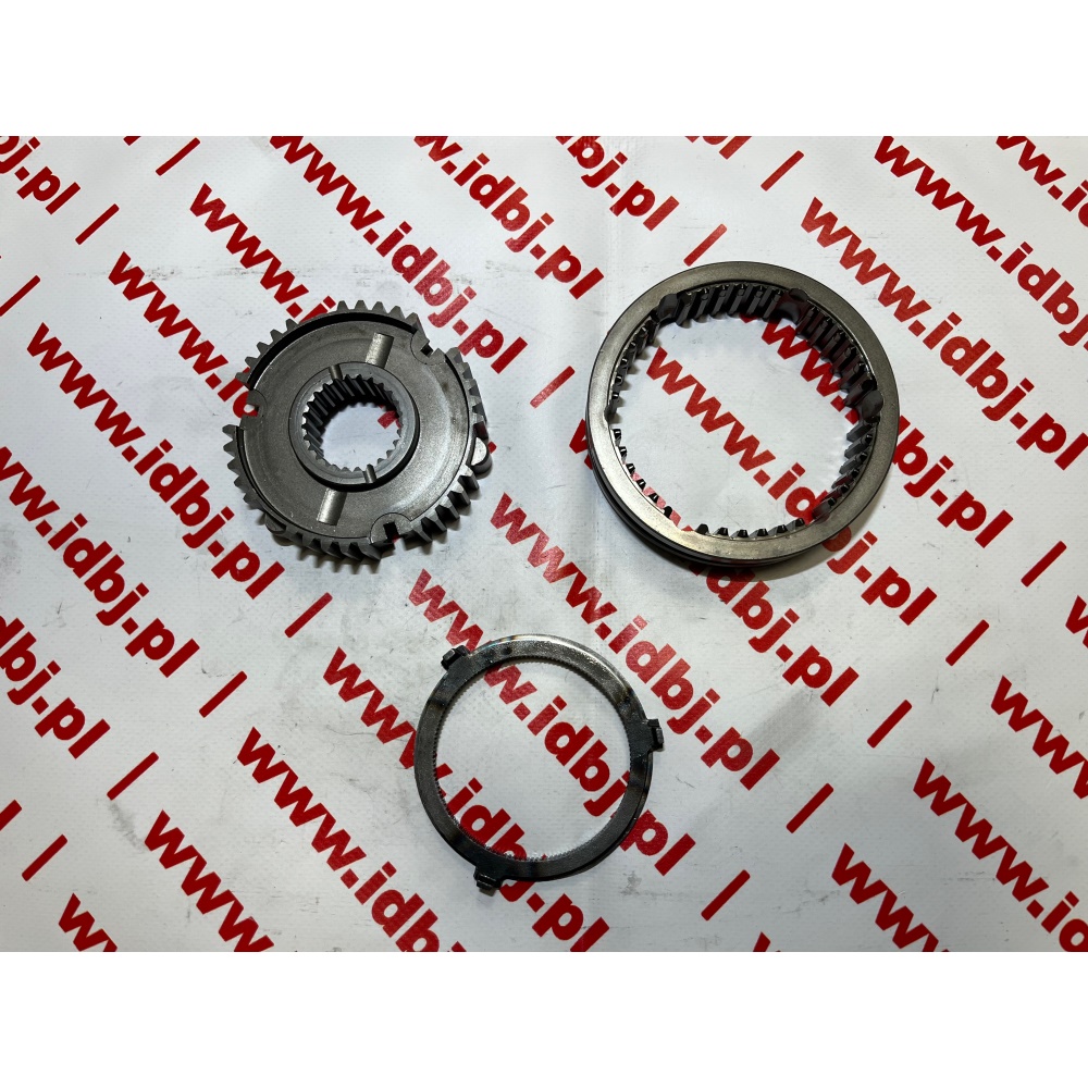 fotografia produktu OEM FIAT OEM9463263388, PRZESUWKA DUCATO, BOXER, JUMPER 5 BIEG SKRZYNIA MG 2.8 TD, 2.8 IDTD