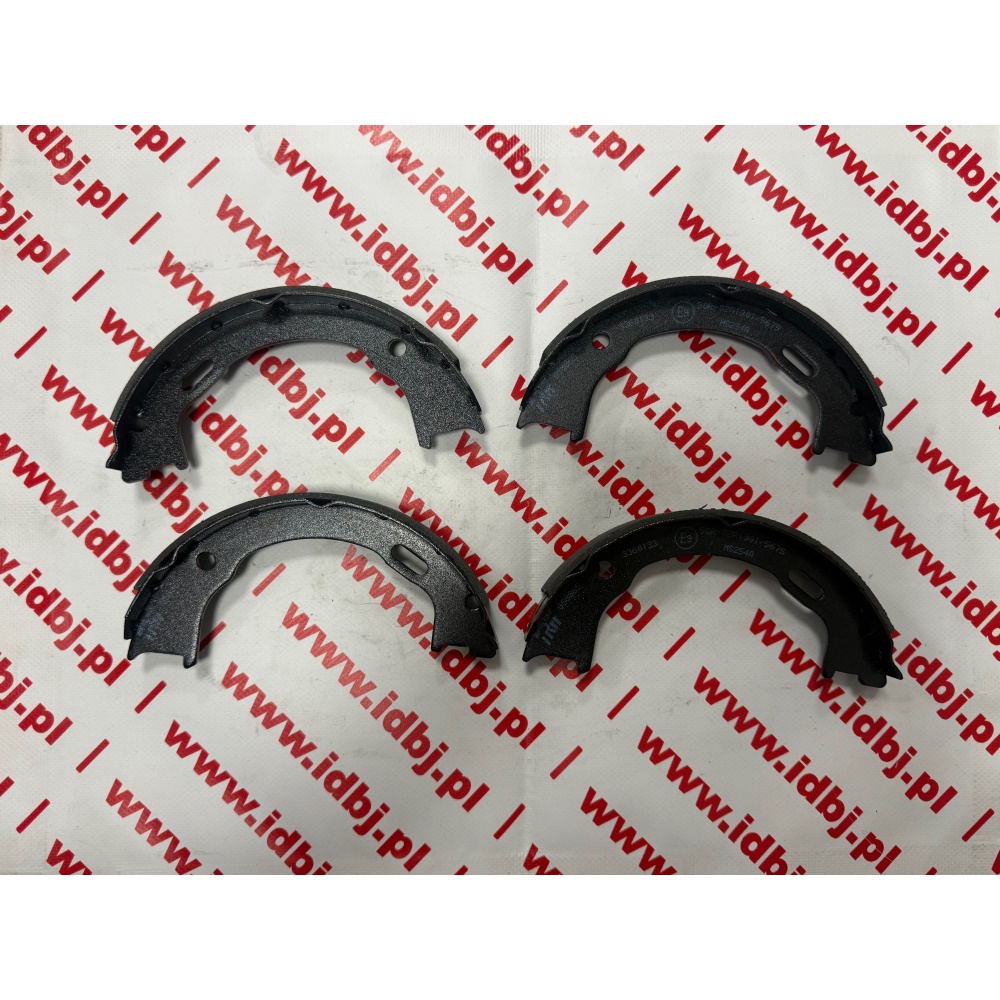 Fotografia produktu TRW TRWGS8865 SZCZĘKI HAMULCOWE JEEP CHEROKEE 01-,WRANGLER 96-, GRAND 91- 