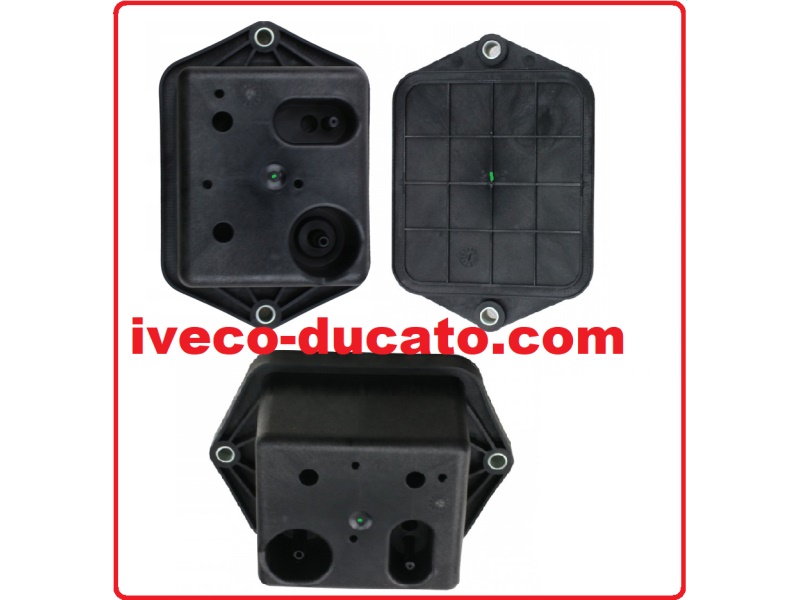 Fotografia produktu IVECO OR5803241933 ZBIORNIK POWIETRZA, PODCIŚNIENIA, DO STEROWANIA HAMUCLAMI IVECO DAILY 14-, 16- Puszka plastikowa, zasobnik powietrzny, rezerwuar układu podciśnienowego hamulcowego, oraz sterowania zaworem egr i turbiną, montowana na 2 śruby.