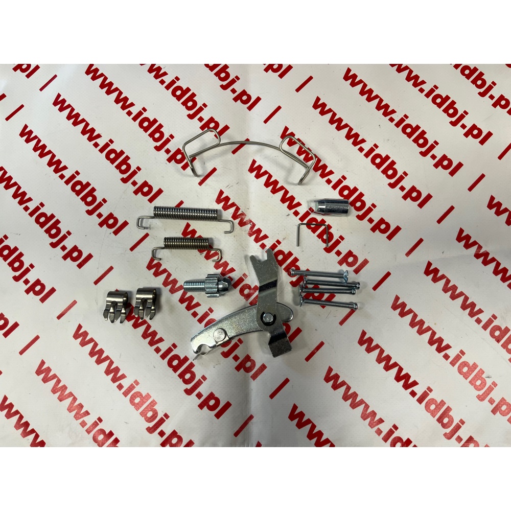 Fotografia produktu PAMMELSON PAM93161851/KPL SPRĘŻYNY SZCZĘK HAMULCA RĘCZNEGO, ROZPIERAK IVECO 96-, 00-, 06- 3510, 35C11, 50C 06- IVECO 50C, Zestaw sprężyn szczęk hamulca ręcznego wraz z kołkami montażowymi.