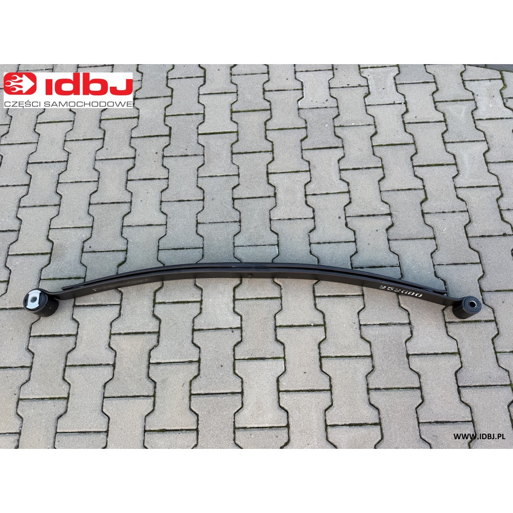 Fotografia produktu PAMMELSON PAM1351268080 RESOR DUCATO, BOXER, JUMPER 06- 2-WU PIÓROWY SEMI-ELLIPTIC długość mierzona od środka tulei - 1450mm, średnice otworów 16mm, grubość pióra głównego 9mm