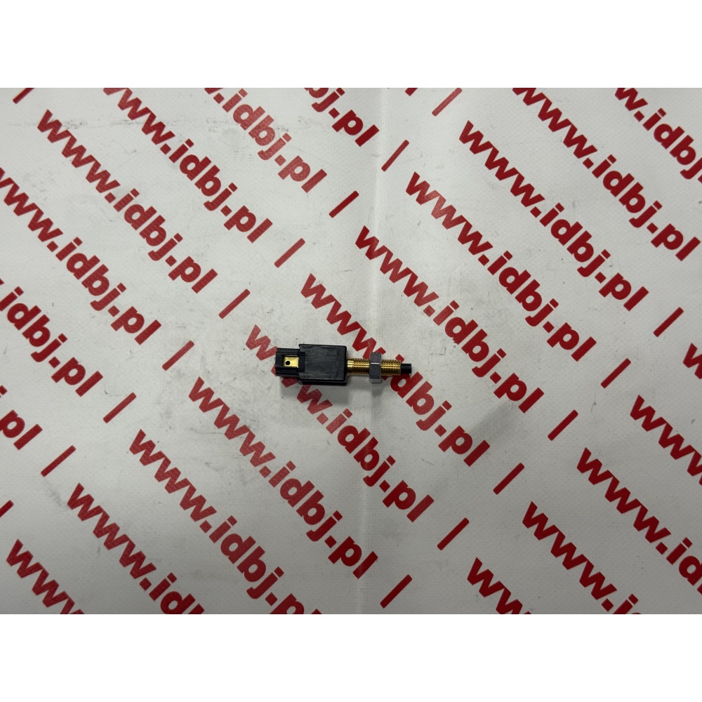 Fotografia produktu FACET FAC7.1169 WŁĄCZNIK, CZUJNIK ŚWIATEŁ STOPU PEUGEOT 4007 07-, CITROEN C4 AIRCROSS 10- PASUJE DO RENAULT KANGOO, TRAFIC II, CLIO II III, LAGUNA I II, MEGANE I II, SCENIC I II, THALIA I OPEL VIVARO, NISSAN INTERSTAR, KUBISTAR