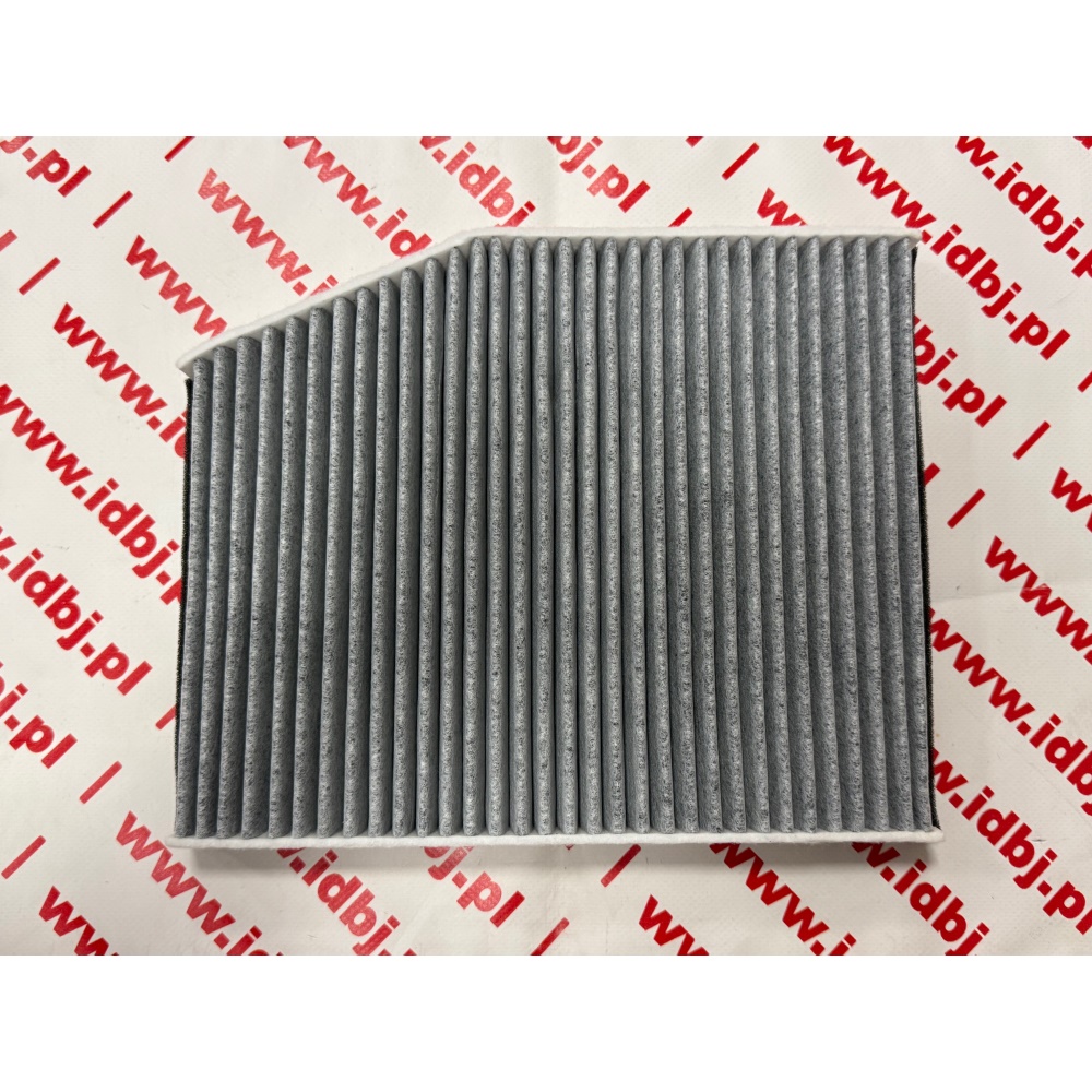 Fotografia produktu PAMMELSON PAM1839688 FILTR KABINY, PYŁKÓW, PRZECIWPYŁKOWY ULTRA PURE, WĘGLOWY FORD TRANSIT 13- Filtr kabinowy, filtr z węglem aktywnym, filtr pyłowy dokładnego oczyszczania (PM 2.5), z działaniem antybakteryjnym, z działaniem antyalergicznym, z działaniem grzybobójczym, z działaniem absorbującym zapach