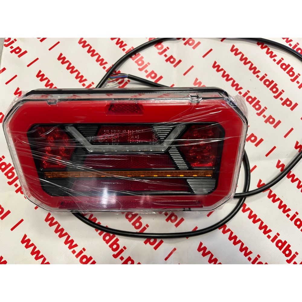 Fotografia produktu WAŚ WAS2556APNNW298 LAMPA TYLNA LED PRAWA 