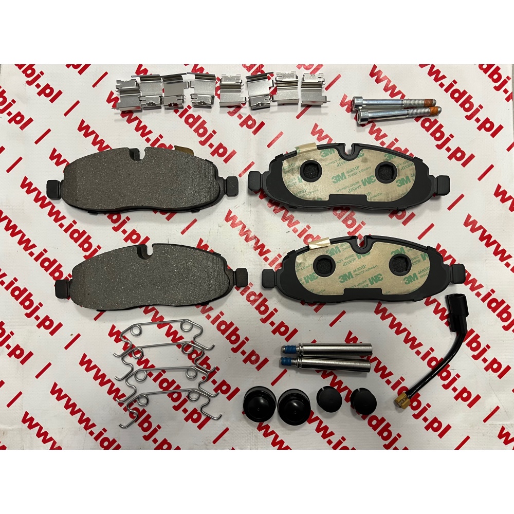 Fotografia produktu RENAULT OEM410A18593R KLOCKI HAMULCOWE PRZÓD NISSAN NV-400, RENAULT MASTER IV, 24- 2.0DCI 